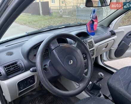 Сірий Рено Кліо, об'ємом двигуна 0 л та пробігом 214 тис. км за 2400 $, фото 25 на Automoto.ua