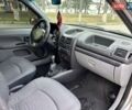 Серый Рено Клио, объемом двигателя 1.39 л и пробегом 225 тыс. км за 2650 $, фото 27 на Automoto.ua