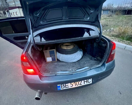 Серый Рено Клио, объемом двигателя 1.39 л и пробегом 303 тыс. км за 2900 $, фото 13 на Automoto.ua