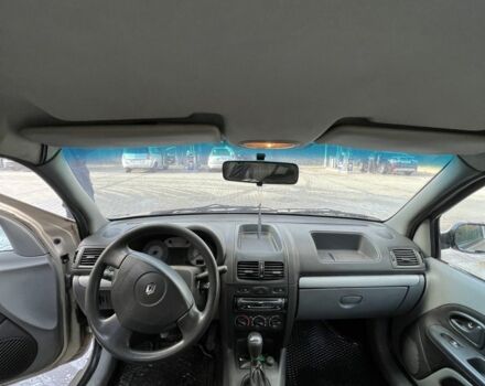 Серый Рено Клио, объемом двигателя 1.4 л и пробегом 236 тыс. км за 1800 $, фото 9 на Automoto.ua