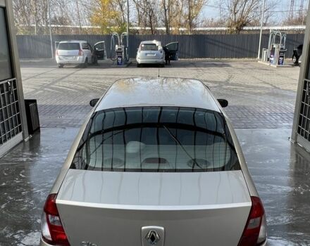 Серый Рено Клио, объемом двигателя 1.4 л и пробегом 236 тыс. км за 1800 $, фото 4 на Automoto.ua