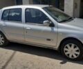 Серый Рено Клио, объемом двигателя 1.4 л и пробегом 200 тыс. км за 4600 $, фото 3 на Automoto.ua