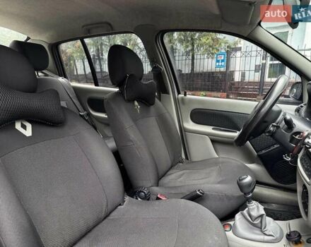 Серый Рено Клио, объемом двигателя 1.4 л и пробегом 207 тыс. км за 3490 $, фото 29 на Automoto.ua