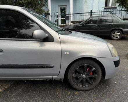 Сірий Рено Кліо, об'ємом двигуна 1.4 л та пробігом 207 тис. км за 3490 $, фото 4 на Automoto.ua