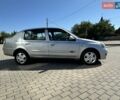 Серый Рено Клио, объемом двигателя 1.4 л и пробегом 205 тыс. км за 3800 $, фото 7 на Automoto.ua