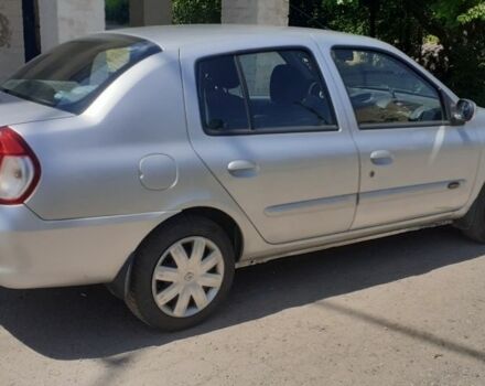 Серый Рено Клио, объемом двигателя 1.4 л и пробегом 200 тыс. км за 4600 $, фото 5 на Automoto.ua