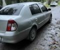 Сірий Рено Кліо, об'ємом двигуна 1.4 л та пробігом 237 тис. км за 2800 $, фото 3 на Automoto.ua