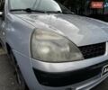 Серый Рено Клио, объемом двигателя 1.4 л и пробегом 207 тыс. км за 3490 $, фото 3 на Automoto.ua