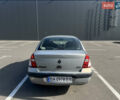 Серый Рено Клио, объемом двигателя 1.4 л и пробегом 206 тыс. км за 3500 $, фото 5 на Automoto.ua