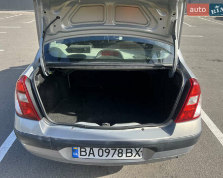 Серый Рено Клио, объемом двигателя 1.4 л и пробегом 206 тыс. км за 3500 $, фото 8 на Automoto.ua