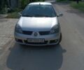 Сірий Рено Кліо, об'ємом двигуна 1.4 л та пробігом 196 тис. км за 3300 $, фото 2 на Automoto.ua