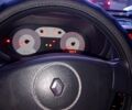 Серый Рено Клио, объемом двигателя 1.4 л и пробегом 280 тыс. км за 3600 $, фото 4 на Automoto.ua