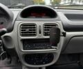 Сірий Рено Кліо, об'ємом двигуна 1.4 л та пробігом 207 тис. км за 3490 $, фото 14 на Automoto.ua