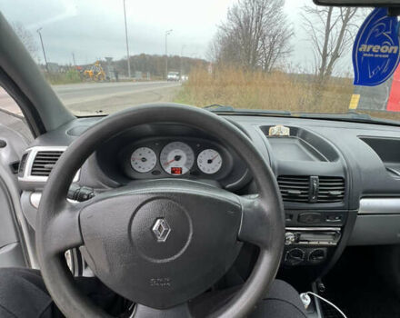 Серый Рено Клио, объемом двигателя 1.39 л и пробегом 260 тыс. км за 3300 $, фото 15 на Automoto.ua