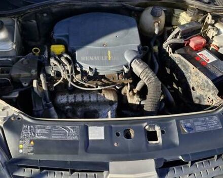 Серый Рено Клио, объемом двигателя 1.39 л и пробегом 142 тыс. км за 3150 $, фото 20 на Automoto.ua