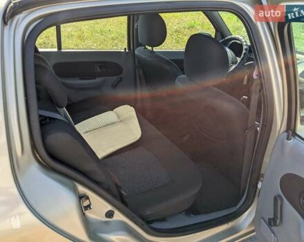 Серый Рено Клио, объемом двигателя 1.39 л и пробегом 254 тыс. км за 3300 $, фото 11 на Automoto.ua