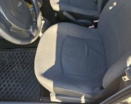 Серый Рено Клио, объемом двигателя 1.39 л и пробегом 142 тыс. км за 3150 $, фото 13 на Automoto.ua