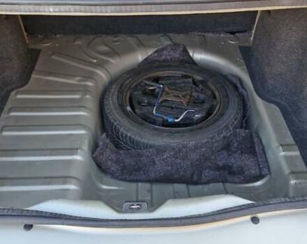 Серый Рено Клио, объемом двигателя 1.39 л и пробегом 142 тыс. км за 3150 $, фото 18 на Automoto.ua