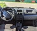Серый Рено Клио, объемом двигателя 1.39 л и пробегом 254 тыс. км за 3300 $, фото 12 на Automoto.ua