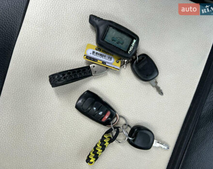 Серый Рено Клио, объемом двигателя 1.39 л и пробегом 260 тыс. км за 3300 $, фото 12 на Automoto.ua