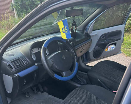 Сірий Рено Кліо, об'ємом двигуна 1.4 л та пробігом 484 тис. км за 3100 $, фото 18 на Automoto.ua