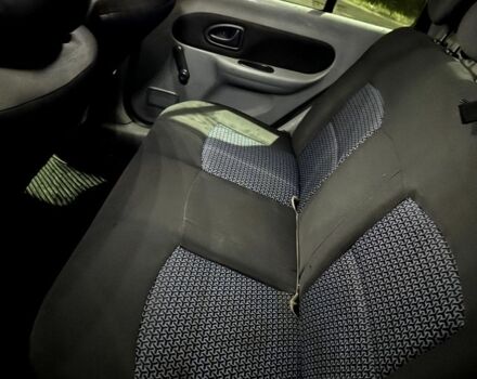 Серый Рено Клио, объемом двигателя 1.4 л и пробегом 291 тыс. км за 2870 $, фото 16 на Automoto.ua