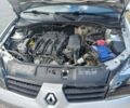 Серый Рено Клио, объемом двигателя 1.4 л и пробегом 135 тыс. км за 3900 $, фото 6 на Automoto.ua