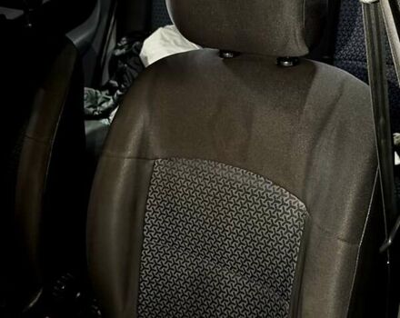 Сірий Рено Кліо, об'ємом двигуна 1.4 л та пробігом 291 тис. км за 2870 $, фото 22 на Automoto.ua