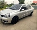 Сірий Рено Кліо, об'ємом двигуна 1.4 л та пробігом 272 тис. км за 3950 $, фото 4 на Automoto.ua