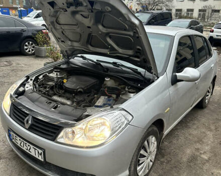 Серый Рено Клио, объемом двигателя 1.39 л и пробегом 202 тыс. км за 4400 $, фото 20 на Automoto.ua