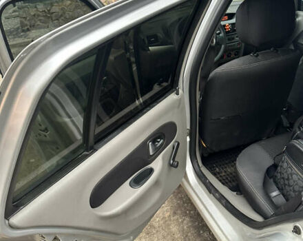 Серый Рено Клио, объемом двигателя 1.39 л и пробегом 202 тыс. км за 4400 $, фото 8 на Automoto.ua