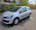 Рено Клио 2007 в Славянске на Automoto.ua Серый Рено Клио, объемом двигателя 1.2 л и пробегом 177 тыс. км за 5550 $, фото 1 на Automoto.ua
