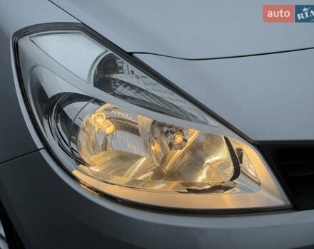 Сірий Рено Кліо, об'ємом двигуна 1.6 л та пробігом 102 тис. км за 7200 $, фото 13 на Automoto.ua