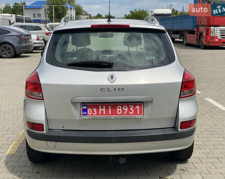 Серый Рено Клио, объемом двигателя 1.2 л и пробегом 203 тыс. км за 3999 $, фото 5 на Automoto.ua