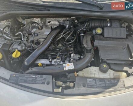 Сірий Рено Кліо, об'ємом двигуна 1.15 л та пробігом 237 тис. км за 4150 $, фото 6 на Automoto.ua