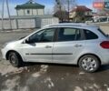 Серый Рено Клио, объемом двигателя 1.2 л и пробегом 185 тыс. км за 3800 $, фото 2 на Automoto.ua