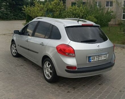 Серый Рено Клио, объемом двигателя 1.1 л и пробегом 214 тыс. км за 5200 $, фото 2 на Automoto.ua