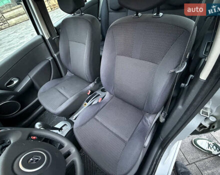 Сірий Рено Кліо, об'ємом двигуна 1.6 л та пробігом 102 тис. км за 7200 $, фото 48 на Automoto.ua