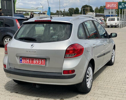 Серый Рено Клио, объемом двигателя 1.2 л и пробегом 203 тыс. км за 3999 $, фото 4 на Automoto.ua