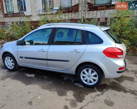 Рено Клио 2007 в Славянске на Automoto.ua Серый Рено Клио, объемом двигателя 1.2 л и пробегом 176 тыс. км за 5550 $, фото 2 на Automoto.ua