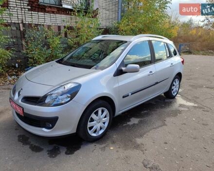 Рено Клио 2007 в Славянске на Automoto.ua Серый Рено Клио, объемом двигателя 1.2 л и пробегом 176 тыс. км за 5550 $, фото 3 на Automoto.ua