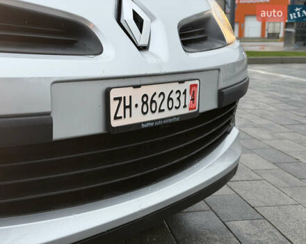 Сірий Рено Кліо, об'ємом двигуна 1.6 л та пробігом 102 тис. км за 7200 $, фото 16 на Automoto.ua