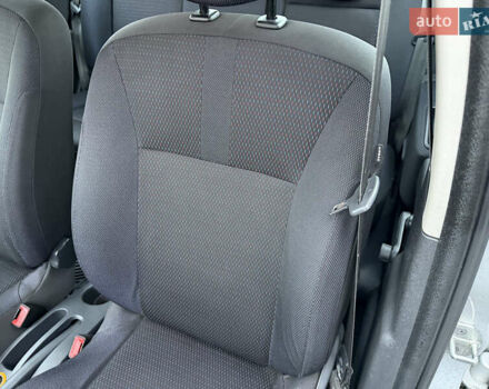 Сірий Рено Кліо, об'ємом двигуна 1.6 л та пробігом 102 тис. км за 7200 $, фото 47 на Automoto.ua