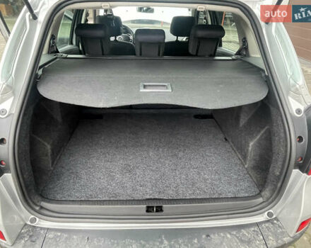 Серый Рено Клио, объемом двигателя 1.2 л и пробегом 225 тыс. км за 4999 $, фото 15 на Automoto.ua