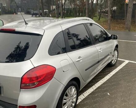 Сірий Рено Кліо, об'ємом двигуна 1.46 л та пробігом 330 тис. км за 4600 $, фото 3 на Automoto.ua