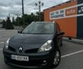 Серый Рено Клио, объемом двигателя 1.6 л и пробегом 250 тыс. км за 6000 $, фото 1 на Automoto.ua
