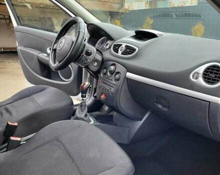 Сірий Рено Кліо, об'ємом двигуна 1.15 л та пробігом 292 тис. км за 3000 $, фото 18 на Automoto.ua