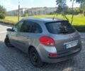 Серый Рено Клио, объемом двигателя 1.5 л и пробегом 220 тыс. км за 4997 $, фото 2 на Automoto.ua