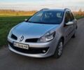 Серый Рено Клио, объемом двигателя 1.6 л и пробегом 234 тыс. км за 5900 $, фото 1 на Automoto.ua
