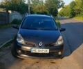 Серый Рено Клио, объемом двигателя 1.2 л и пробегом 230 тыс. км за 5000 $, фото 1 на Automoto.ua